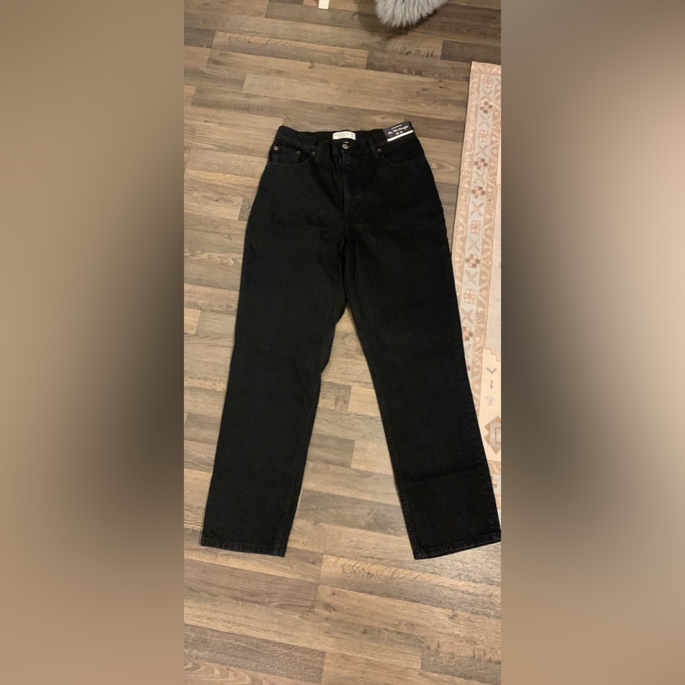 A&F 90s Curve Love Jeans